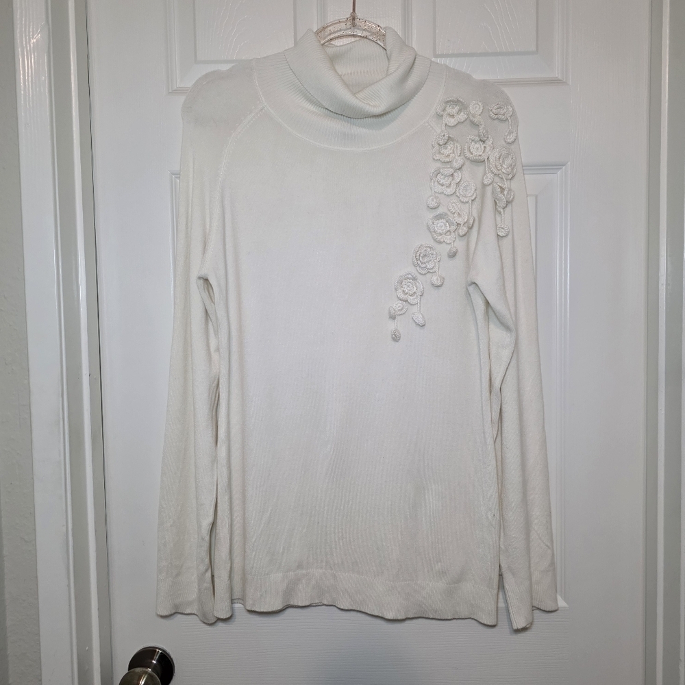Oliver Woman's Long Sleeve Cowl‎ Neck Sweater Cream Sz M